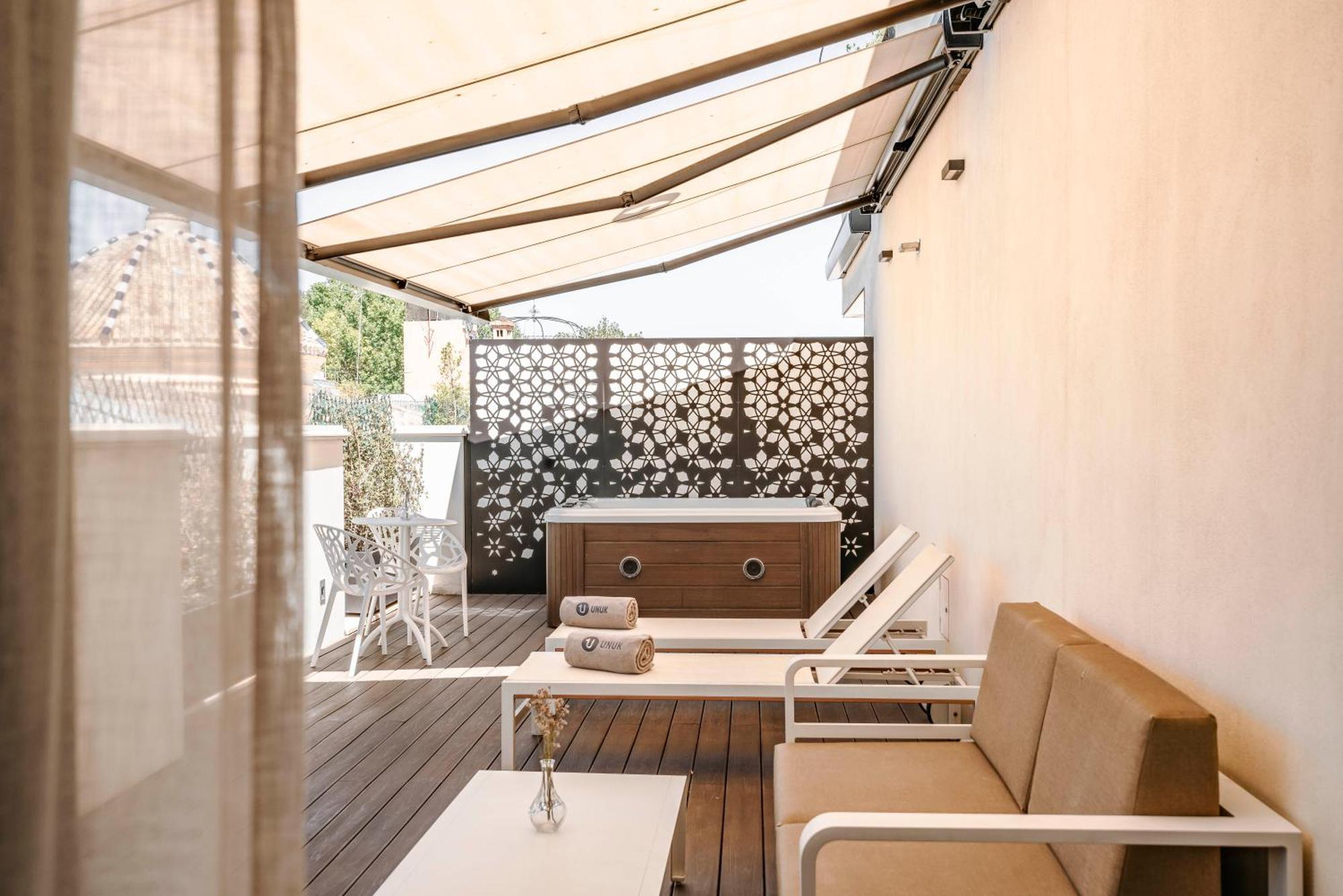 Vincci Seleccion Unuk 5 Gl Hotel Sevilla Kültér fotó